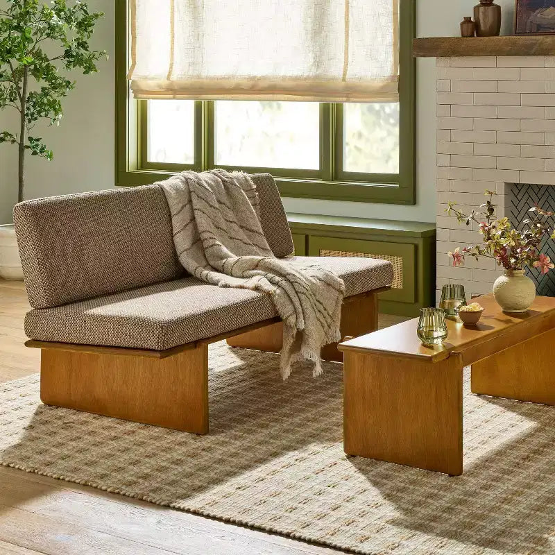 Banc Mid-Century Rembourré Tissage Champignon avec Dossier - Hearth & Hand™ avec Magnolia