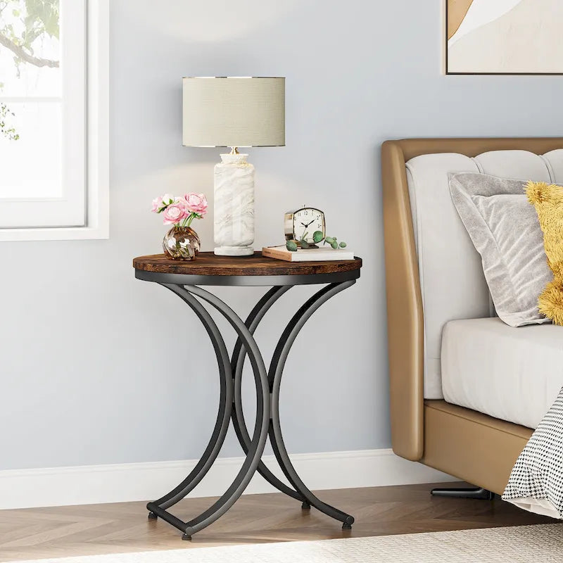 Petite table d'appoint ronde moderne, bout de canapé ou table de chevet avec structure en métal doré et plateau en bois d'ingénierie aspect marbre pour salon