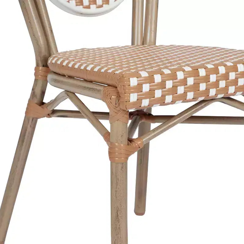 Chaise empilable de bistrot Thonet commerciale intérieure/extérieure Flash Furniture Lourdes, rotin synthétique et cadre en aluminium