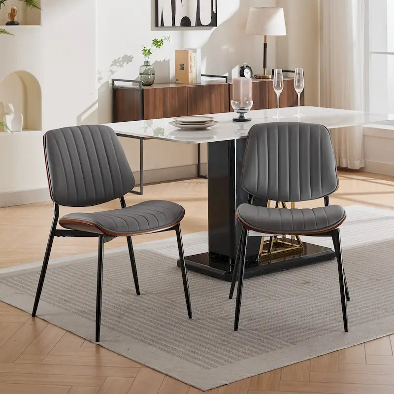 Lot de 2 chaises en similicuir avec pieds en métal