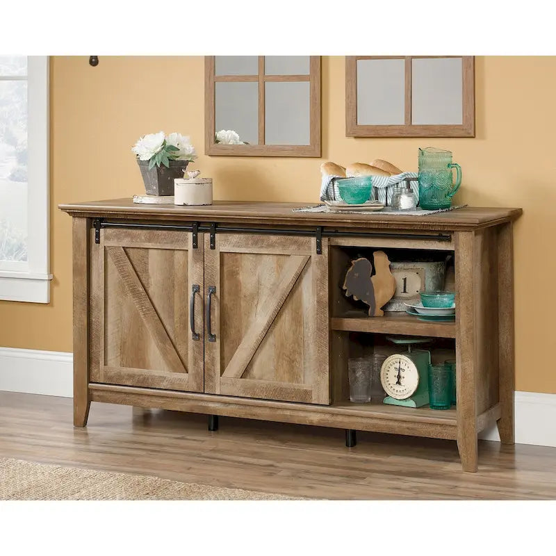 Buffet TV style Farmhouse moderne avec portes coulissantes façon grange