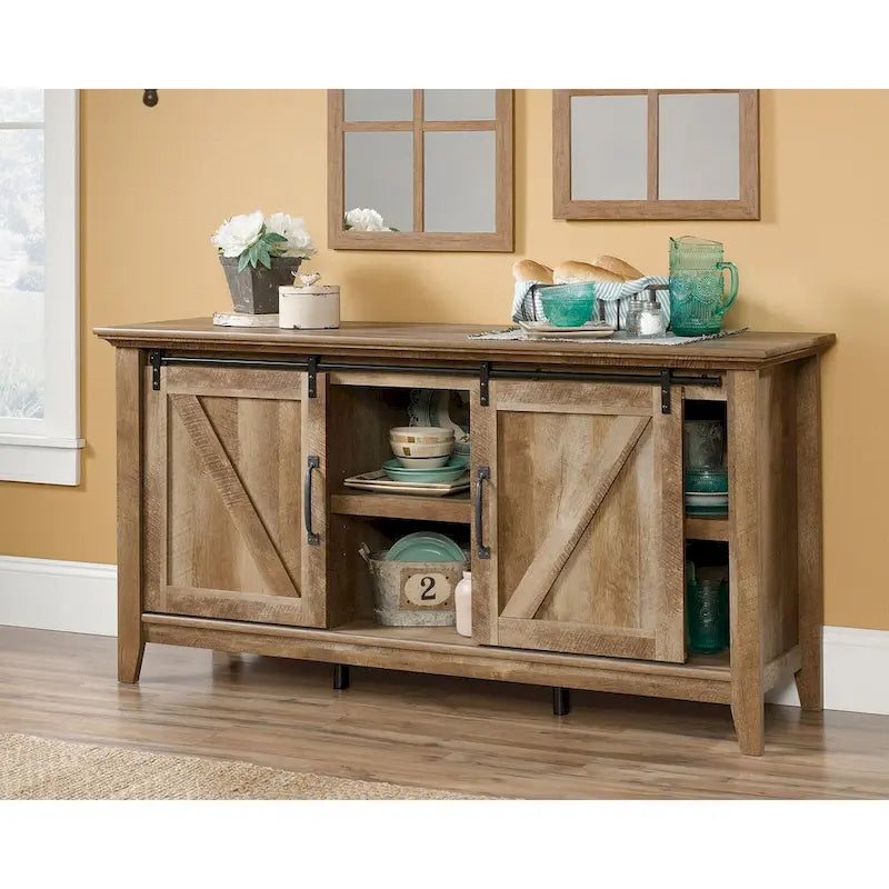 Buffet TV style Farmhouse moderne avec portes coulissantes façon grange