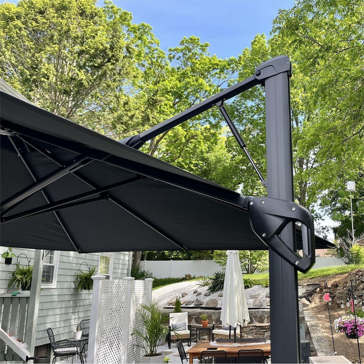 MAISON ARTS 12 FT Automatic Hydraulic Cantilever Umbrella Aluminum Pole 360 Degree Rotation